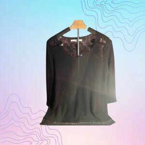 LAUREN CONRAD Women’s Size Medium Black Lace Detail Blouse